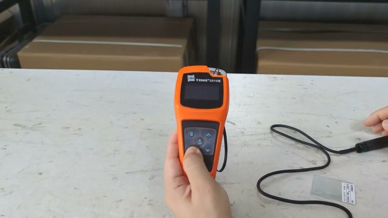 The coating <strong>thickness gauge</strong> uses two thickness measurement methods, magnetic and eddy current.